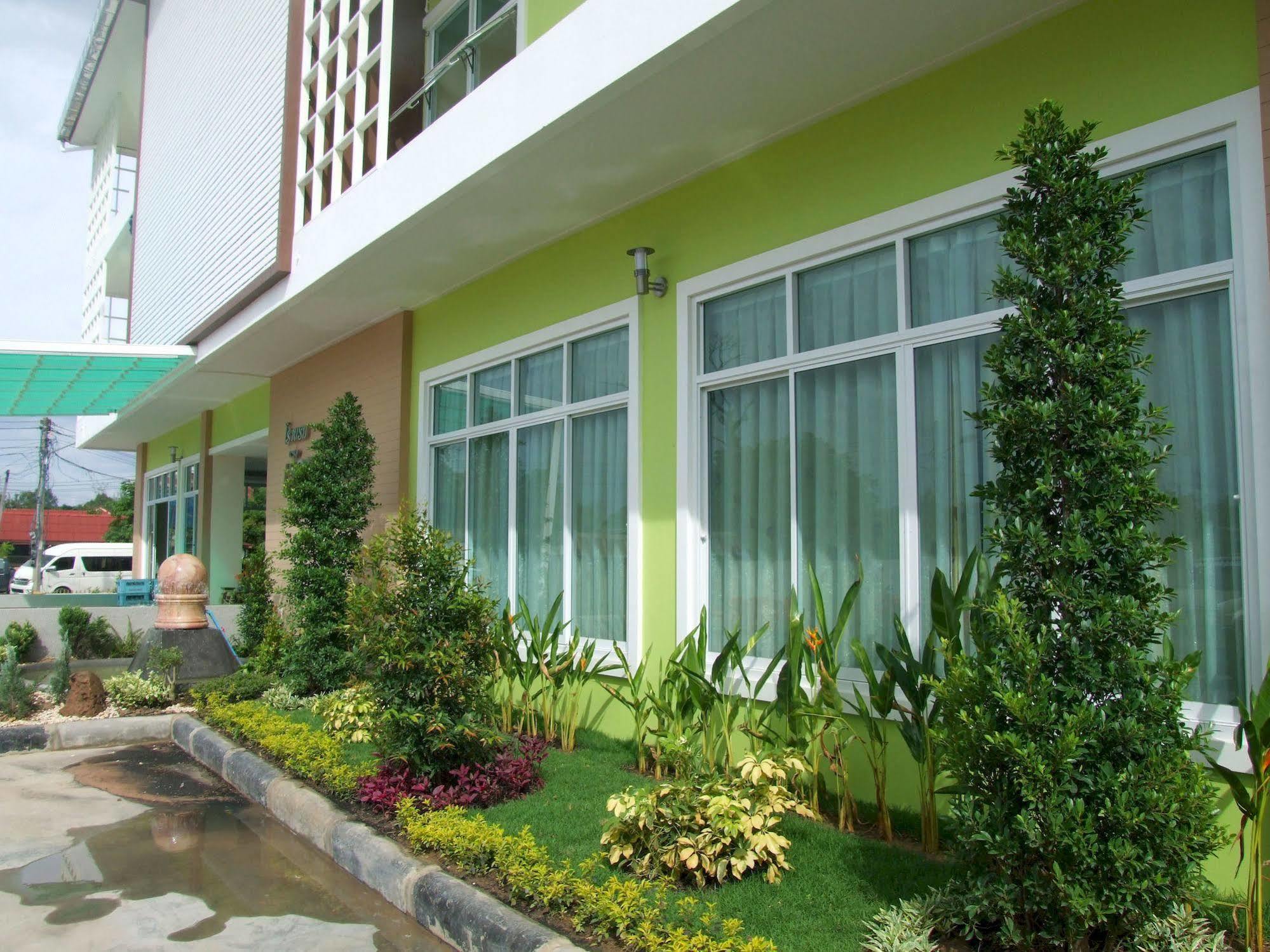 Ruan Rim Nam Hotel Roi Et Eksteriør billede
